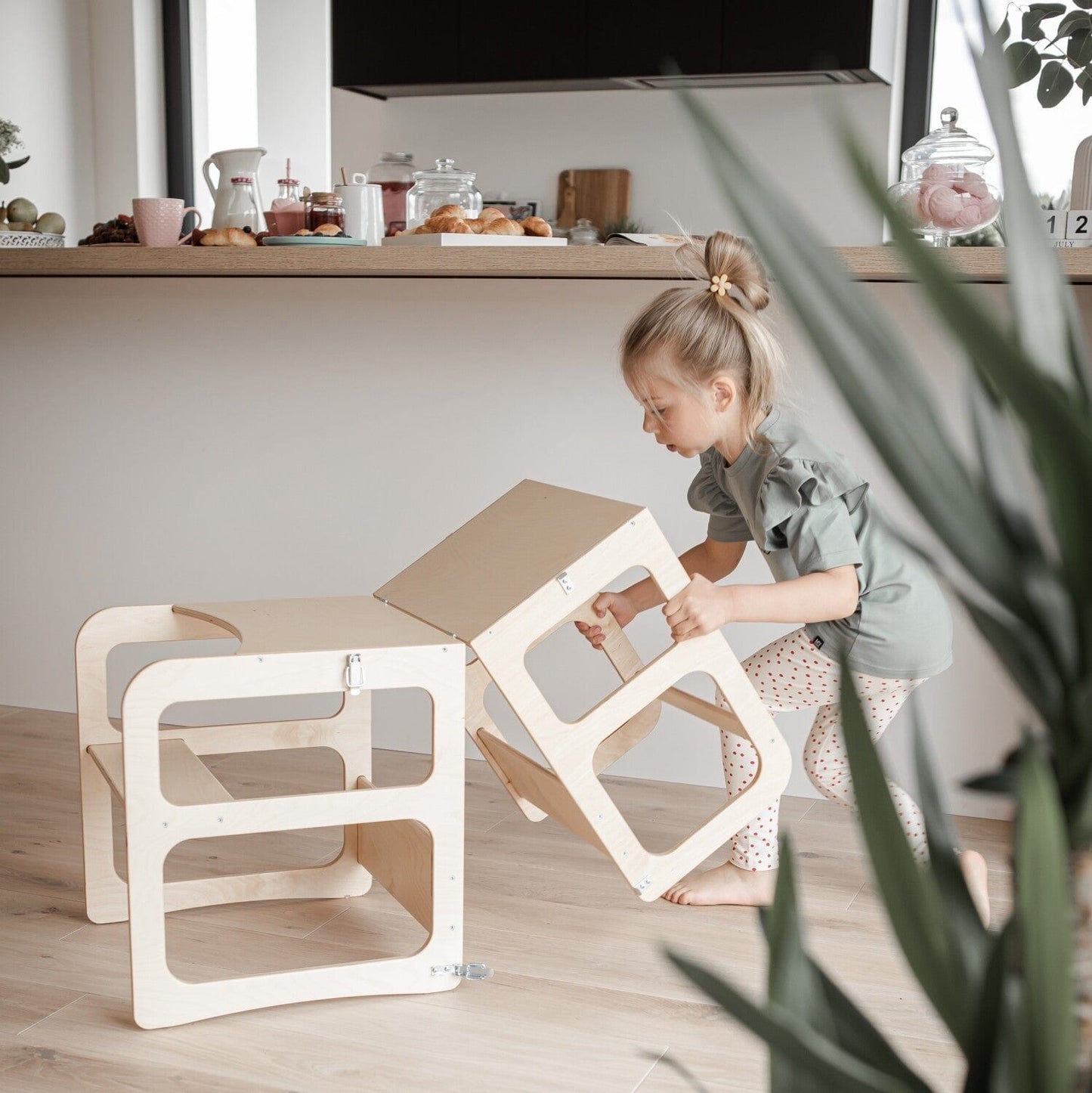 Montessori House Bed 2in1 Kitchen Tower / Table & Chair