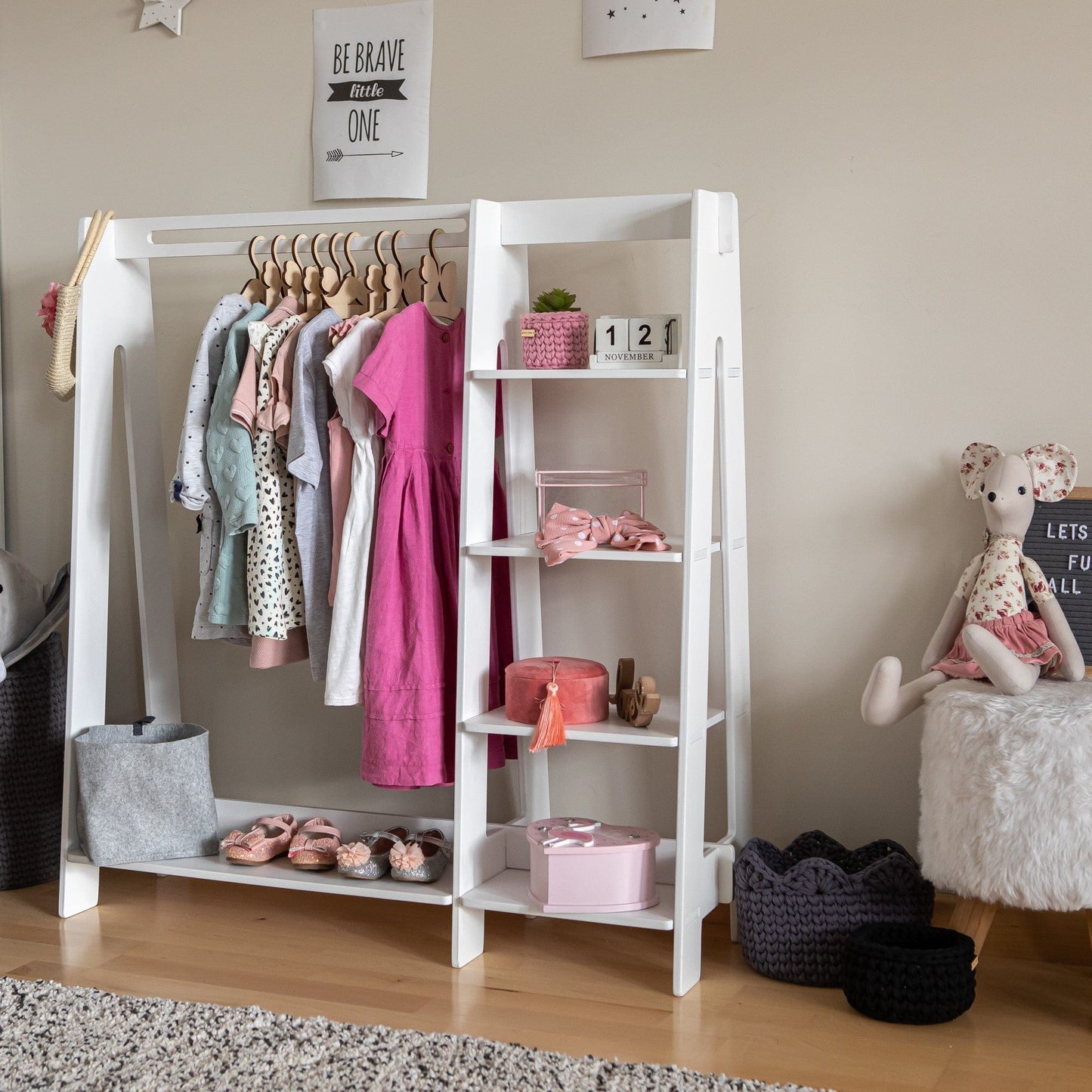 Montessori House Bed Clothing Rack with Shelves for Toddlers