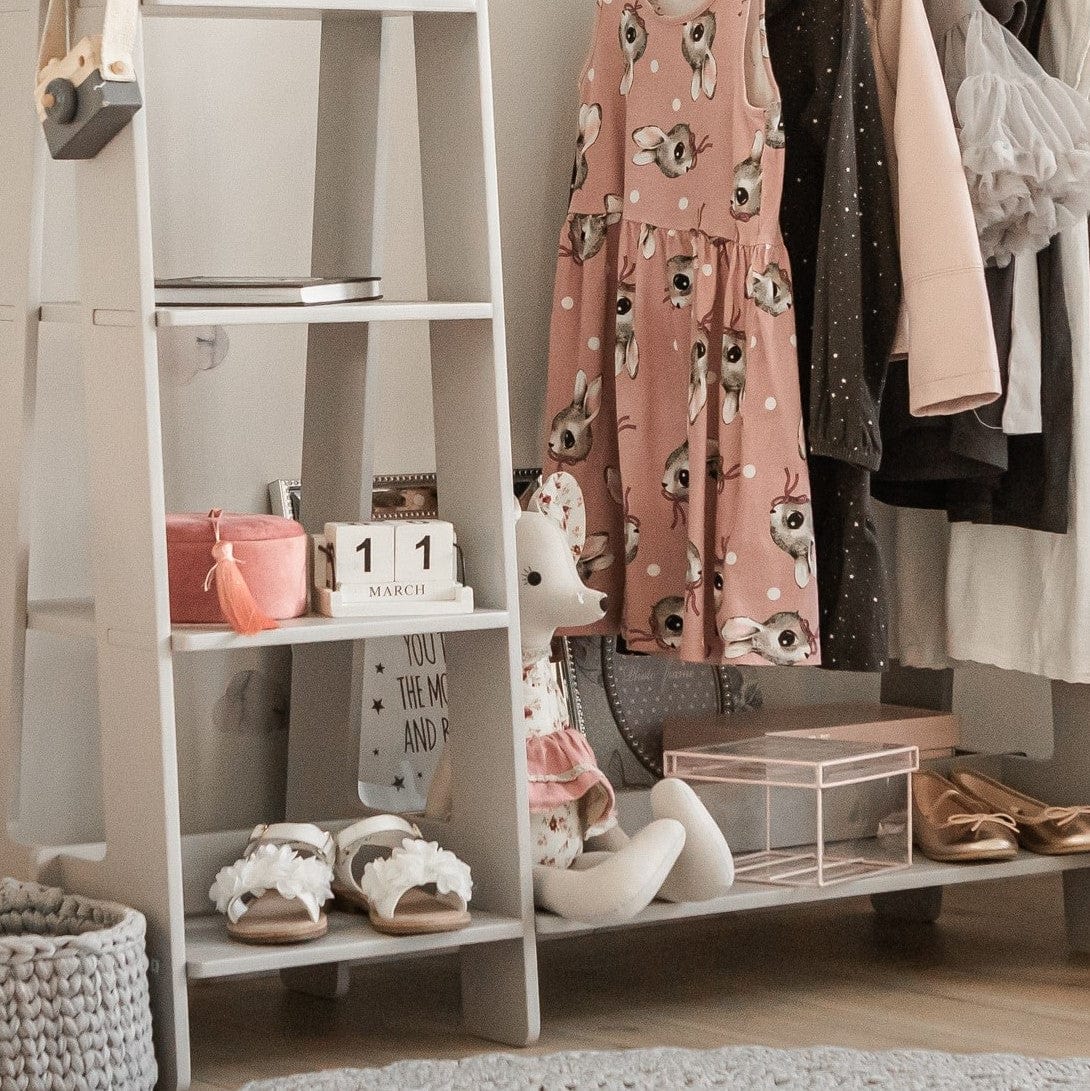 Montessori House Bed Clothing Rack with Shelves for Toddlers