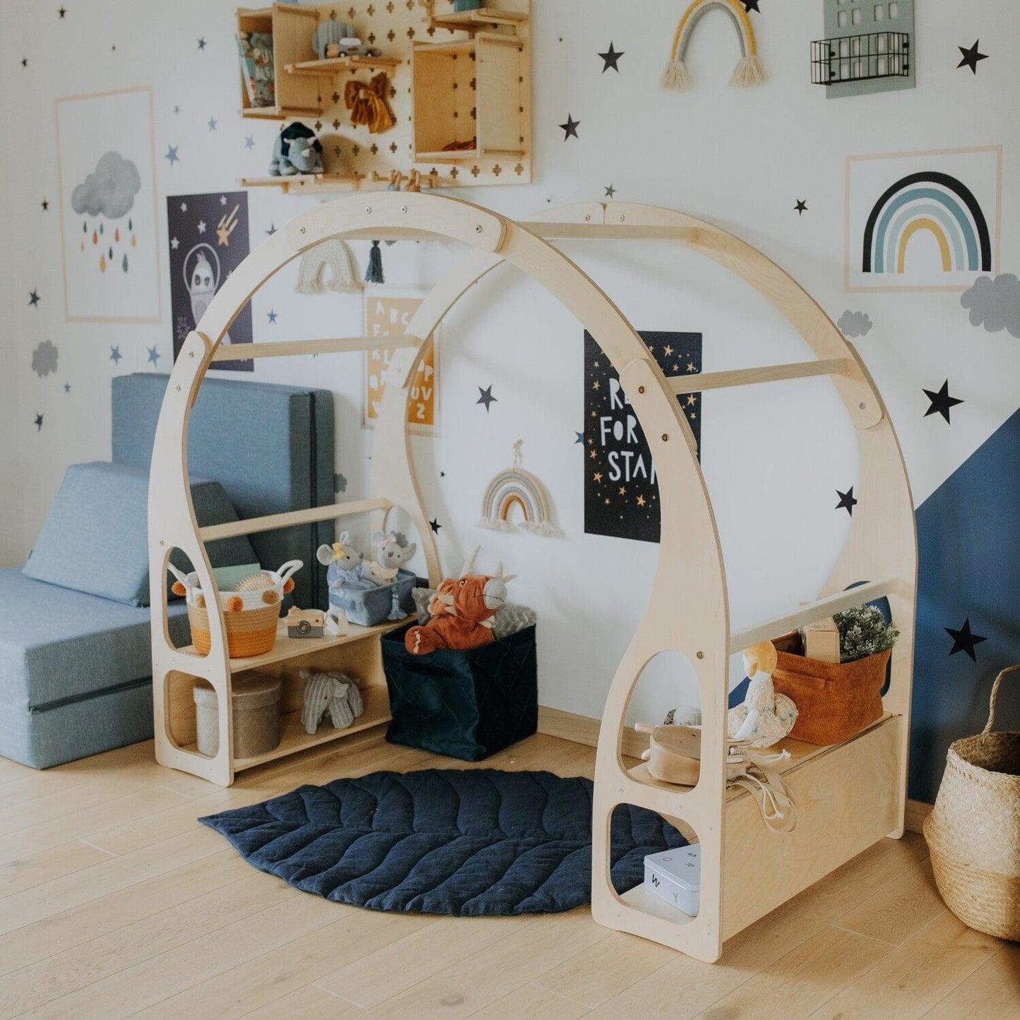 Montessori House Bed Montessori Play Stand/Toy Shelf For Kids