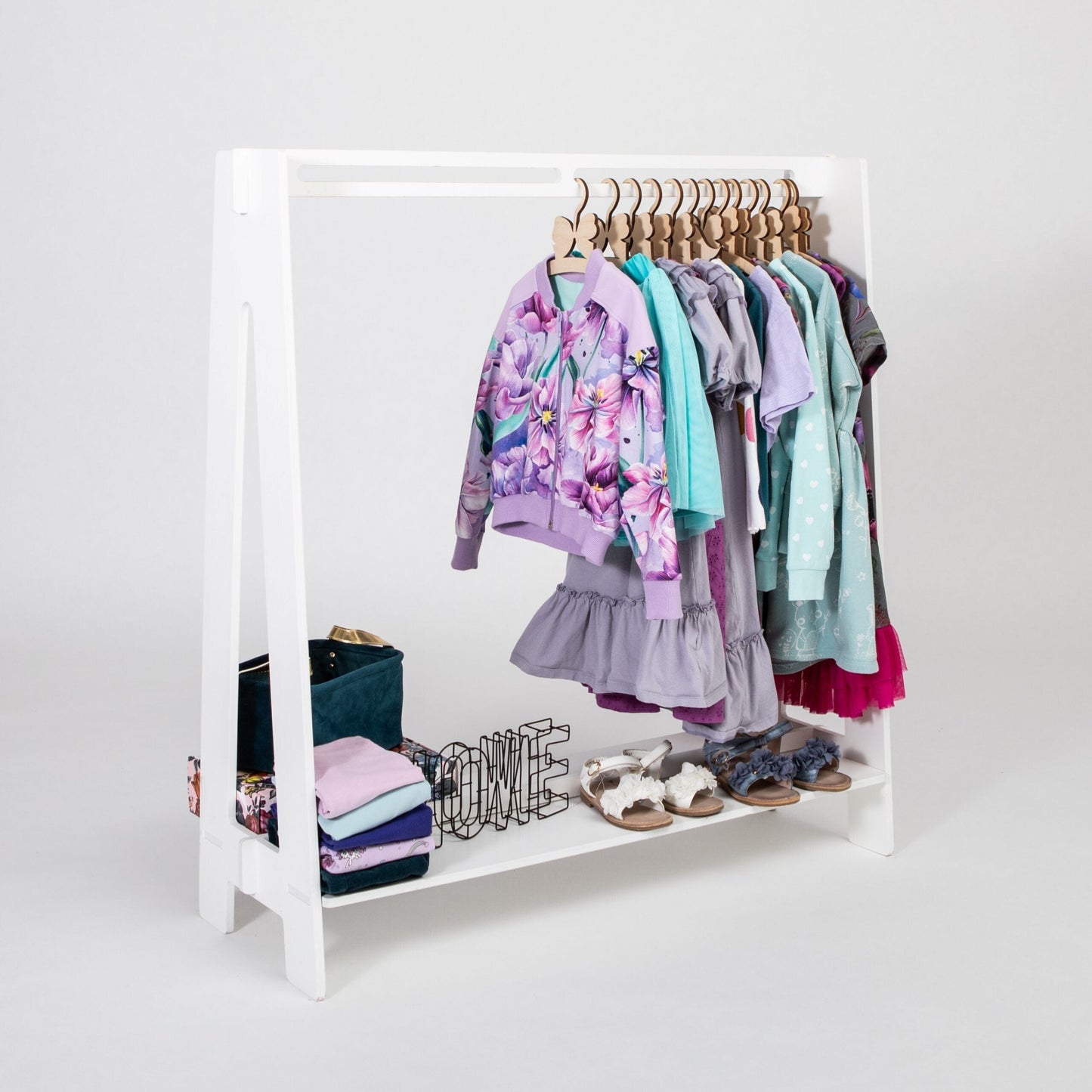 Montessori House Bed Toddlers Clothing Rack for Hangers