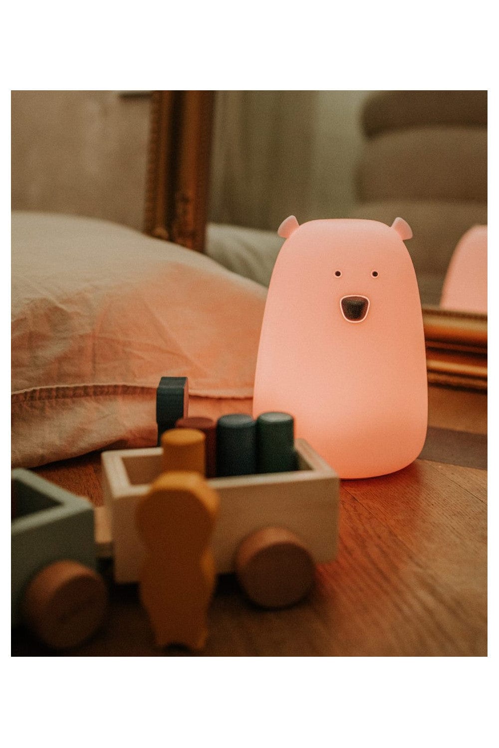 Rabbit & Friends Big Bear Silicone Lamp with Remote - Pink