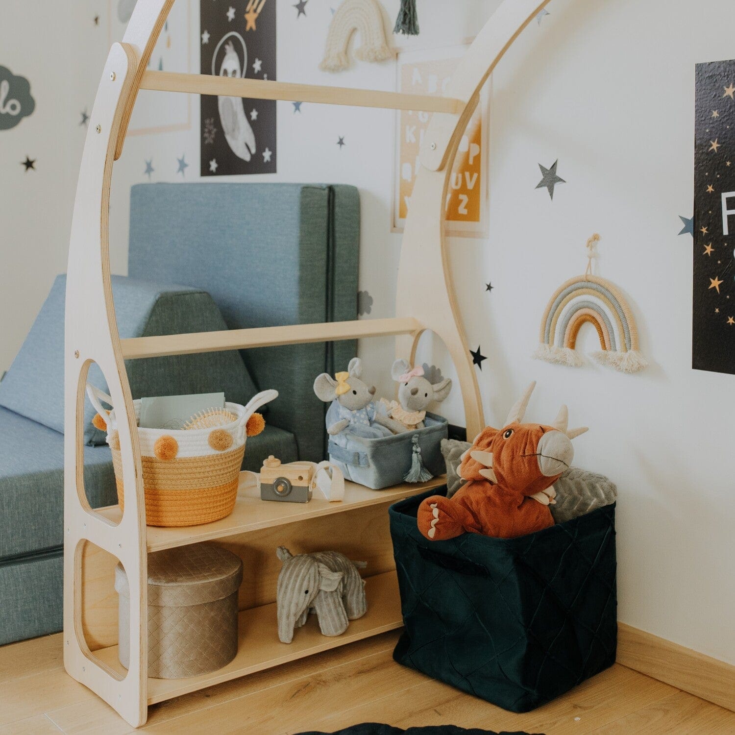 Montessori House Bed Montessori Play Stand/Toy Shelf For Kids