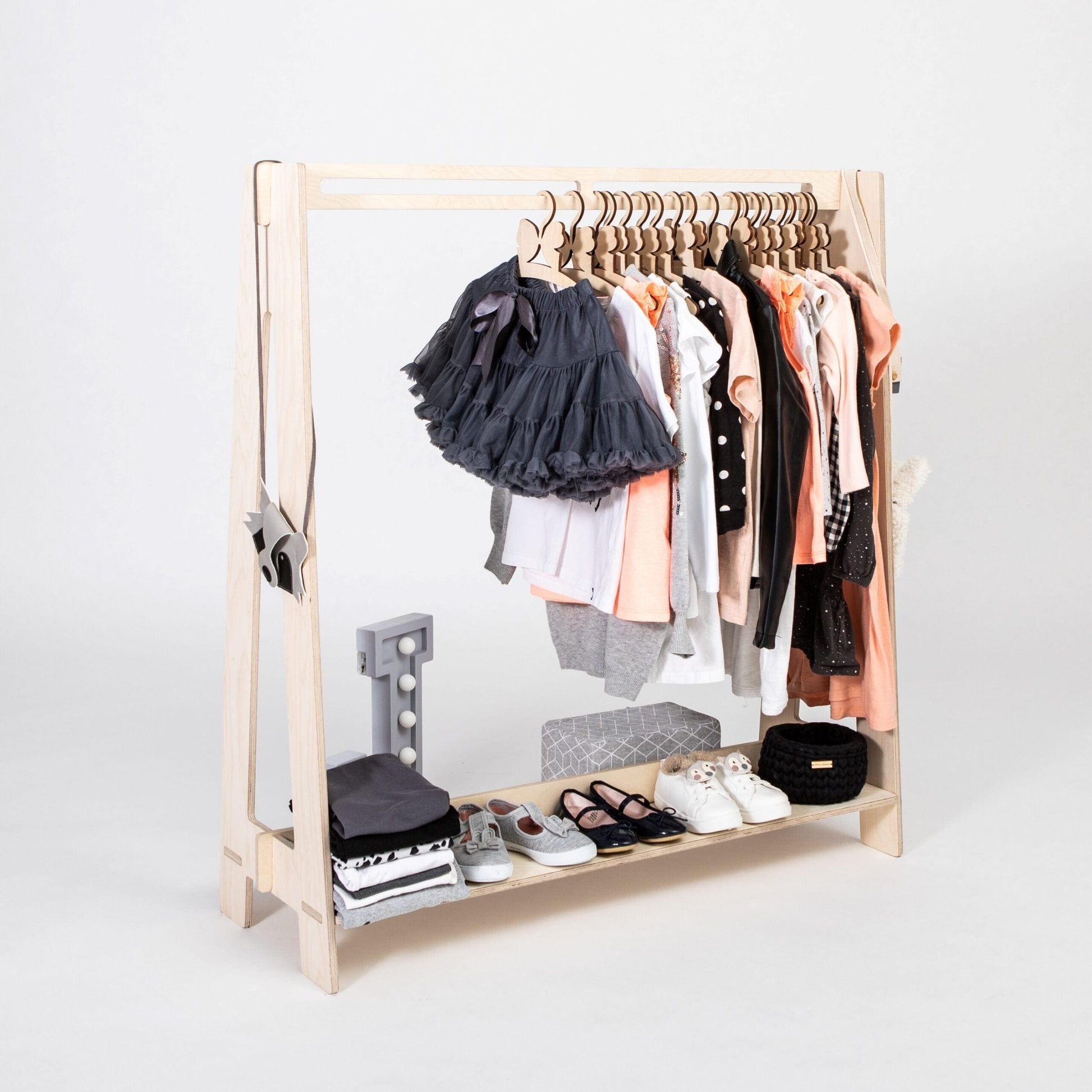 Montessori House Bed Toddlers Clothing Rack for Hangers