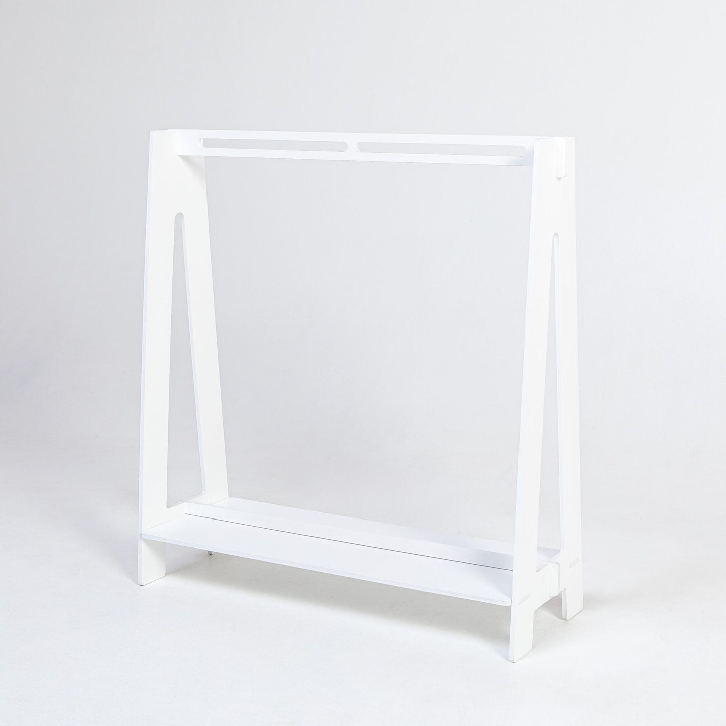 Montessori House Bed Toddlers Clothing Rack for Hangers