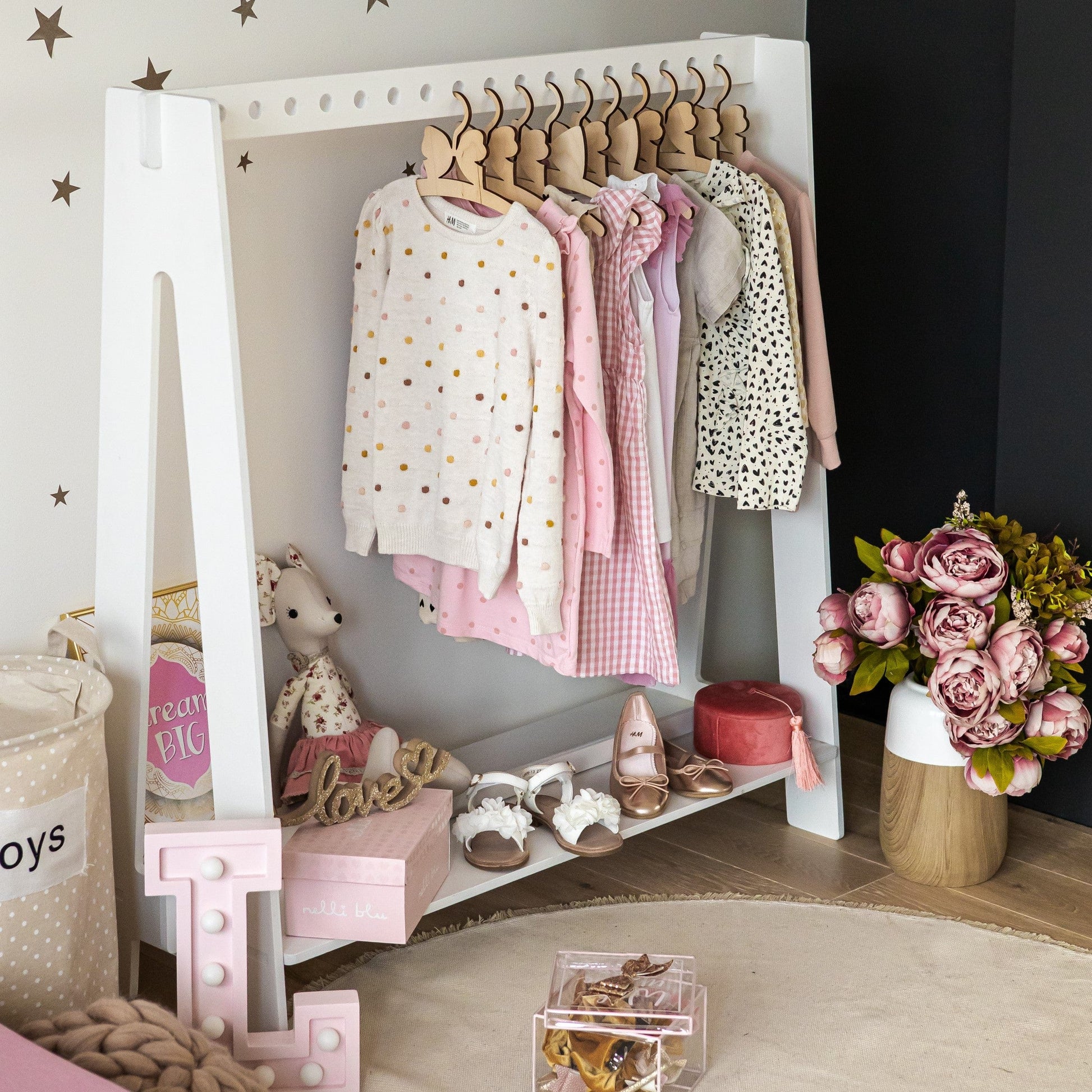 Montessori House Bed Toddlers Clothing Rack for Hangers ver 2